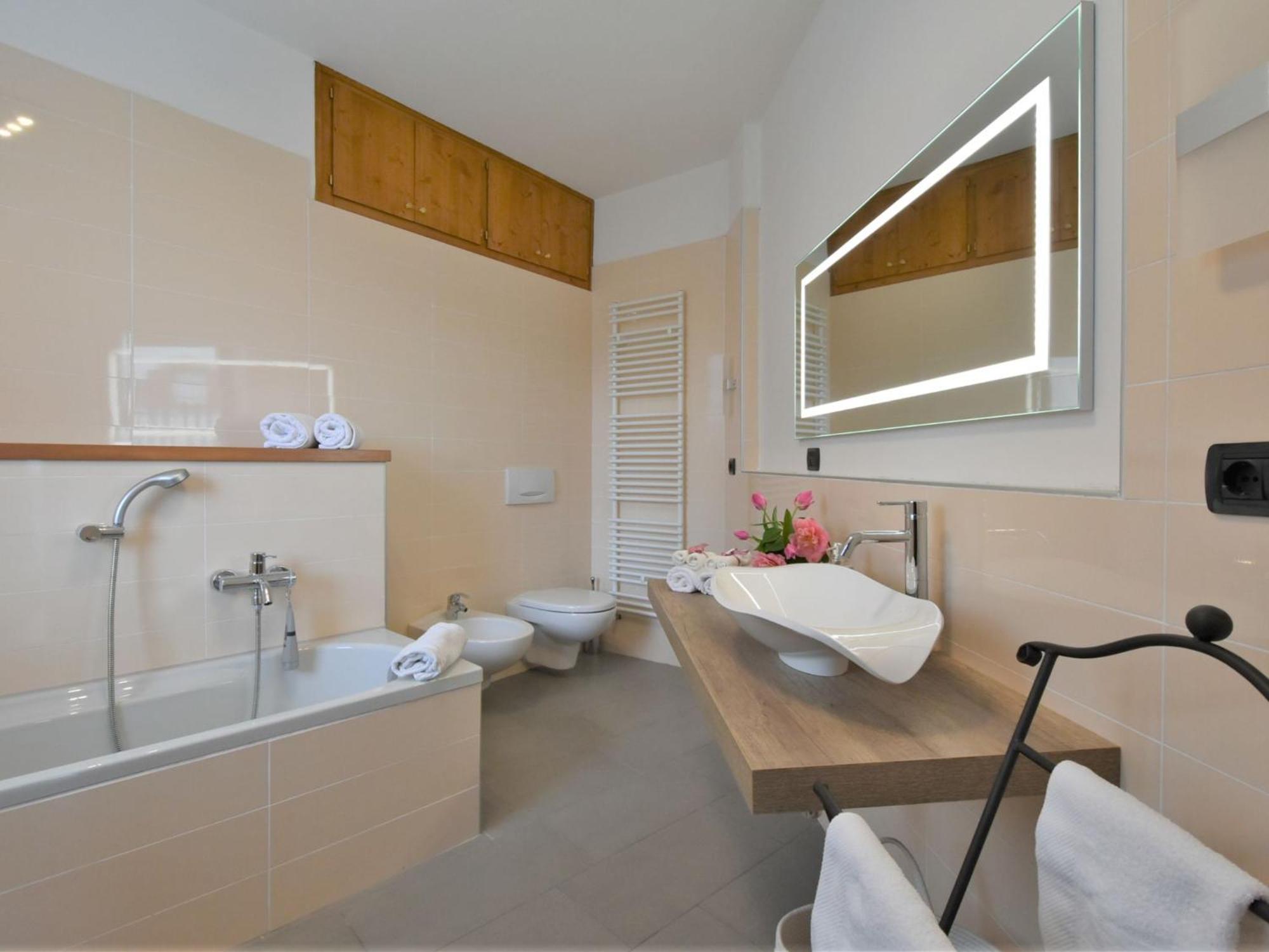 Apartment Valley View Pool Apartment By Interhome Ardenno Eksteriør bilde